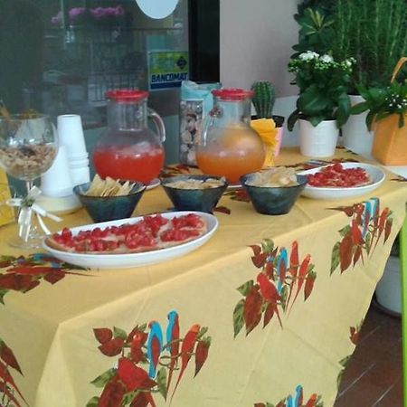 Viserba Di Rimini Hotel Gialpina מראה חיצוני תמונה